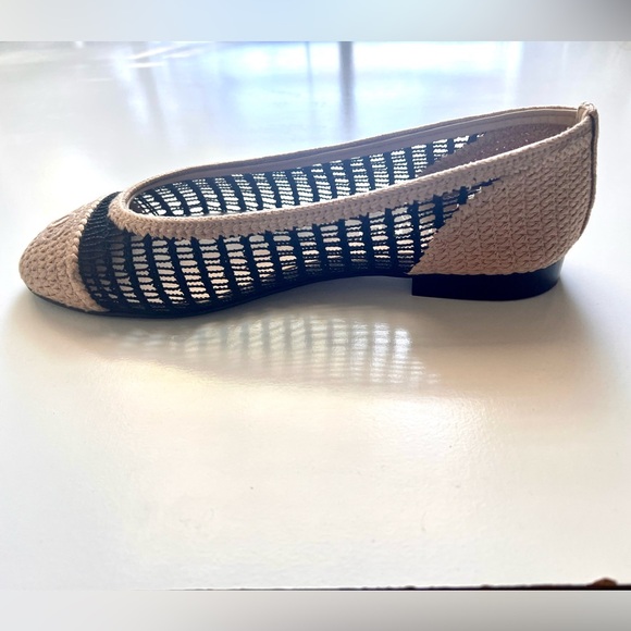 🔥 CHANEL Raffia Cap Toe Ballerina Flats - Picture 7 of 13